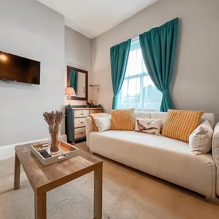 The Badger Sett Дом отдыха